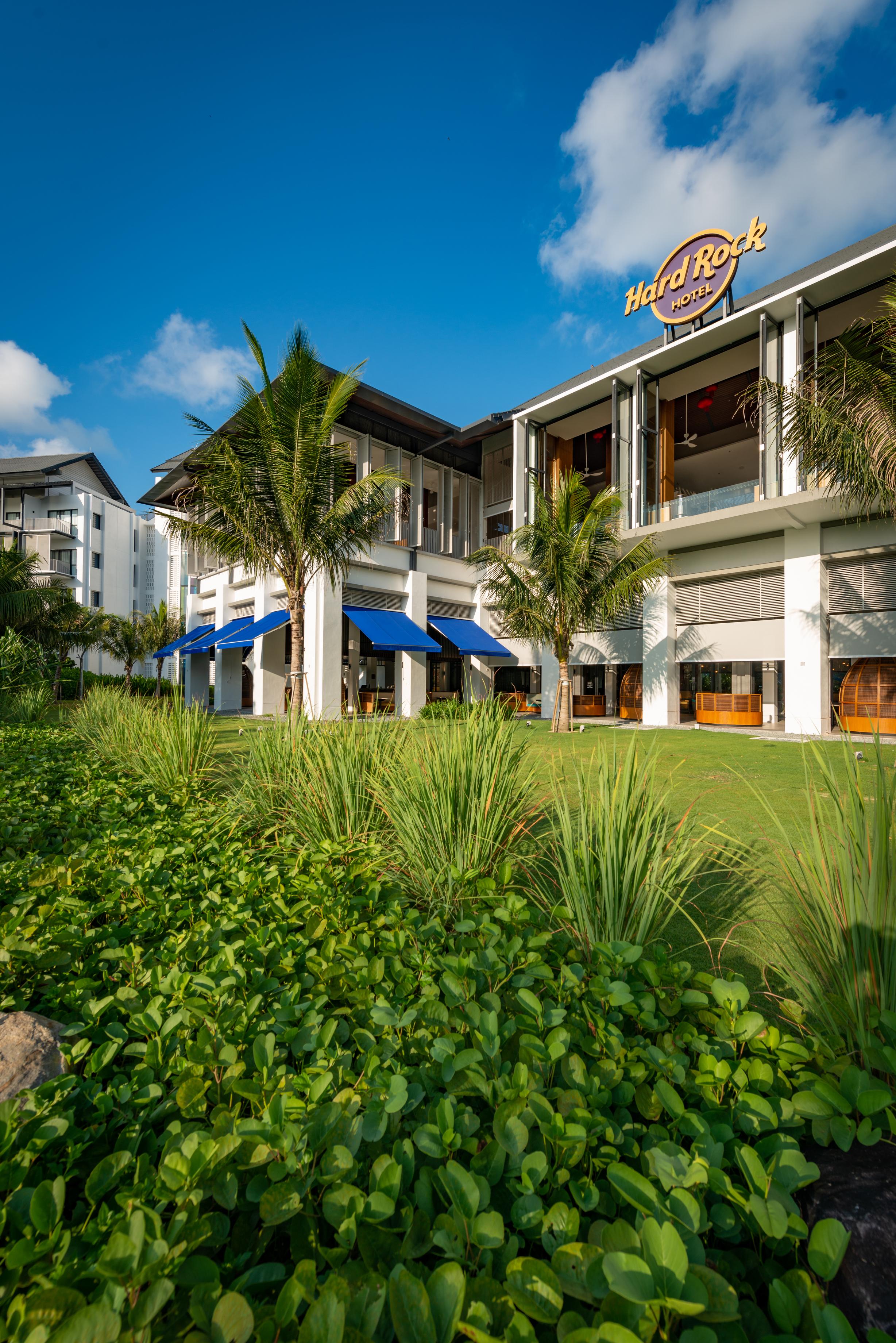 Hard Rock Hotel Desaru Coast Exterior photo The Village