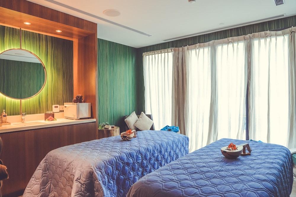 Hard Rock Hotel Desaru Coast Exterior photo Spa at The Oberoi, Mumbai