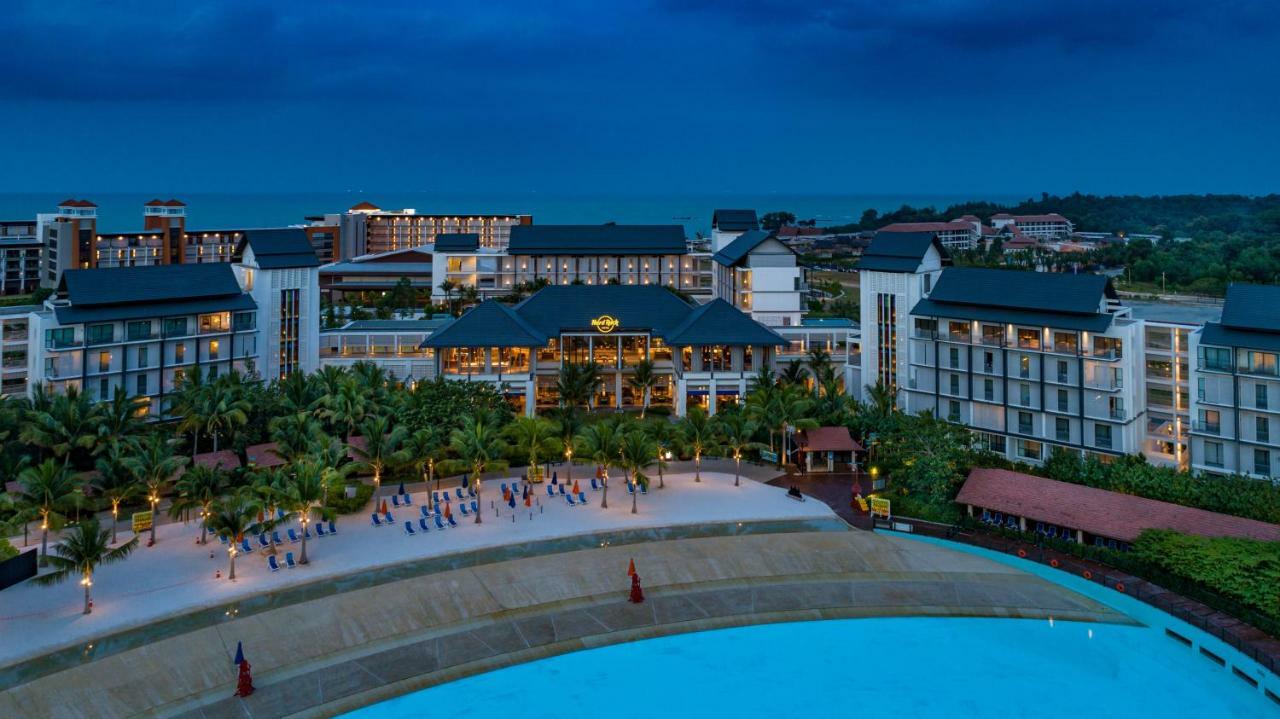 Hard Rock Hotel Desaru Coast Exterior photo The Village